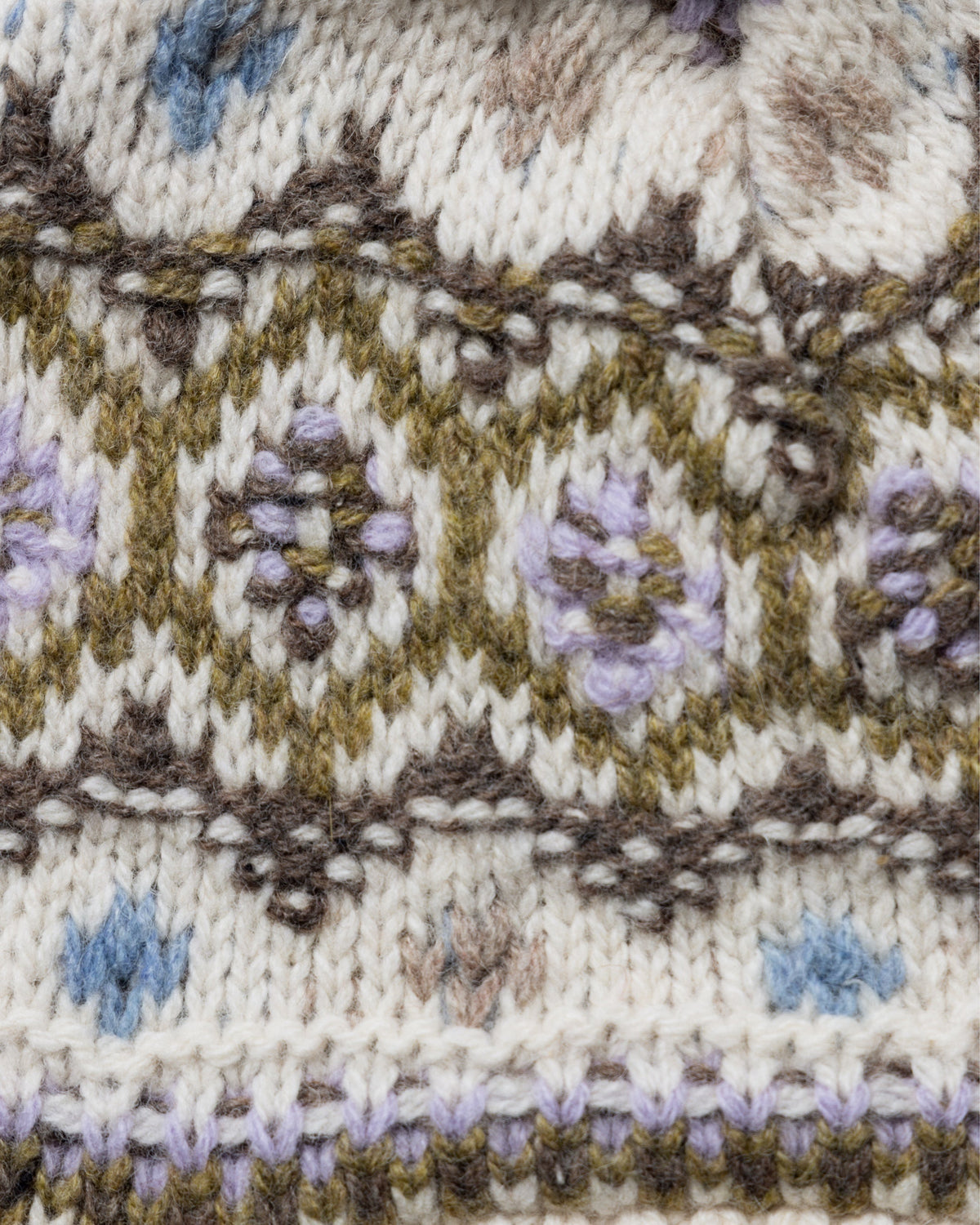 NATIVE PATTERN BEANIE