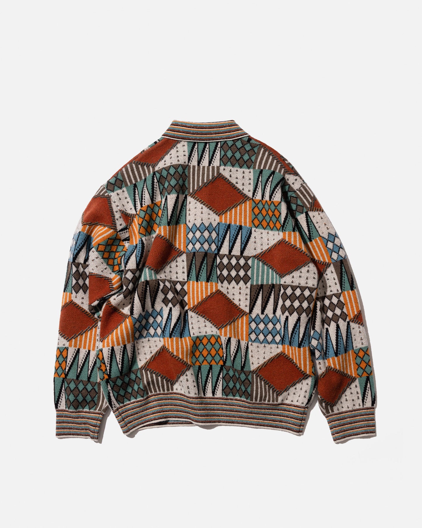 GEOMETRIC PATTERN POLO